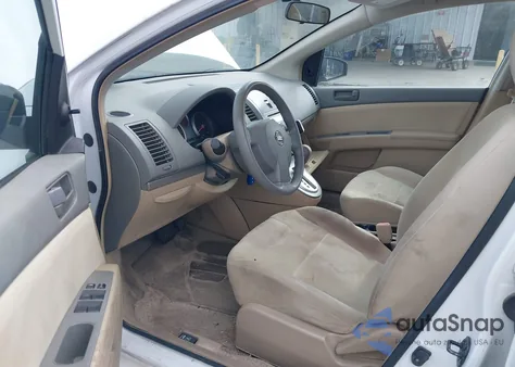 2009 Nissan Sentra 2.0 z USA, uszkodzony, nr VIN 3N1AB61E69L641782